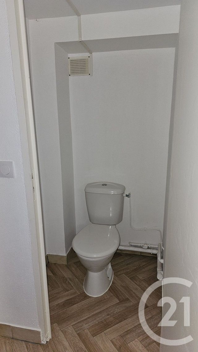 Appartement F2 &agrave; louer - 2 pi&egrave;ces - 40,30 m2 - Montlucon - 03 - AUVERGNE