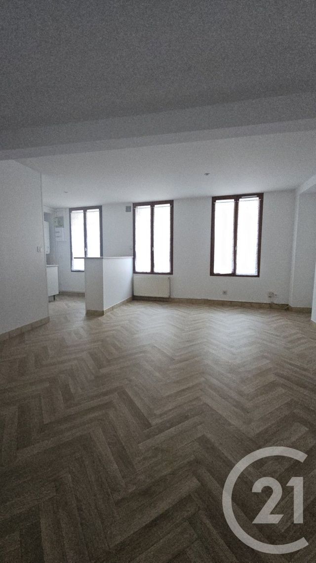 Appartement F2 &agrave; louer - 2 pi&egrave;ces - 40,30 m2 - Montlucon - 03 - AUVERGNE