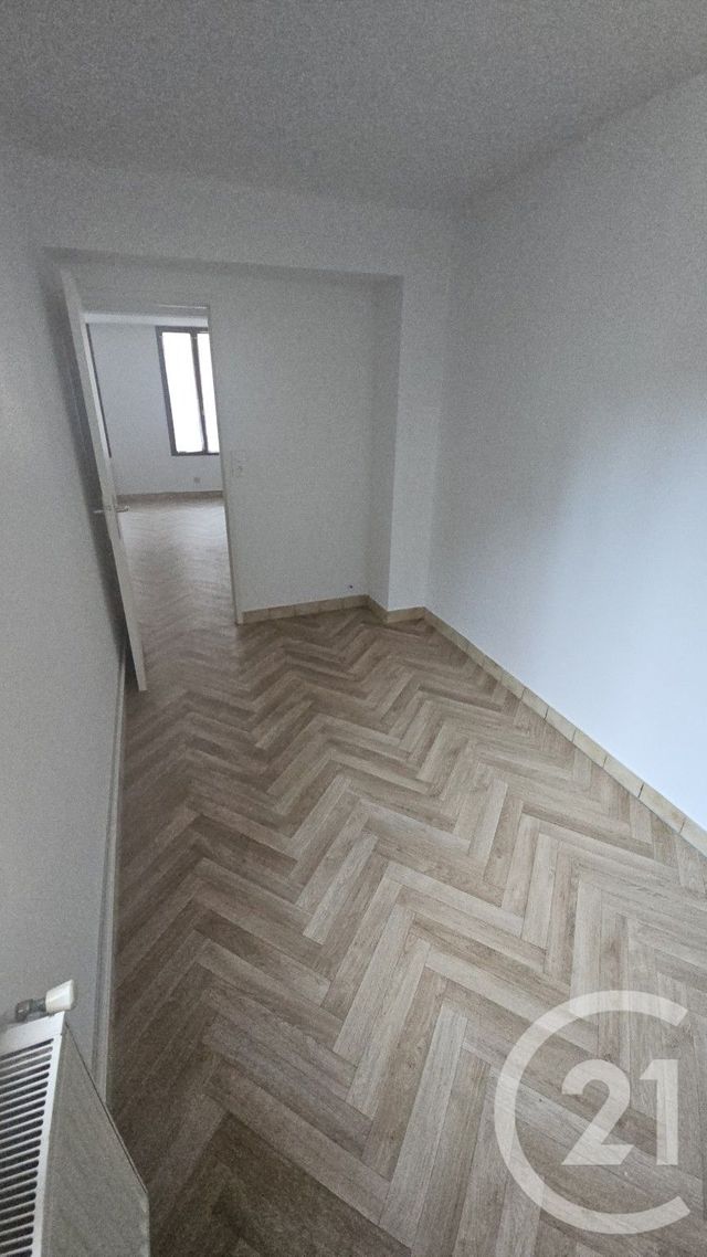 Appartement F2 &agrave; louer - 2 pi&egrave;ces - 40,30 m2 - Montlucon - 03 - AUVERGNE