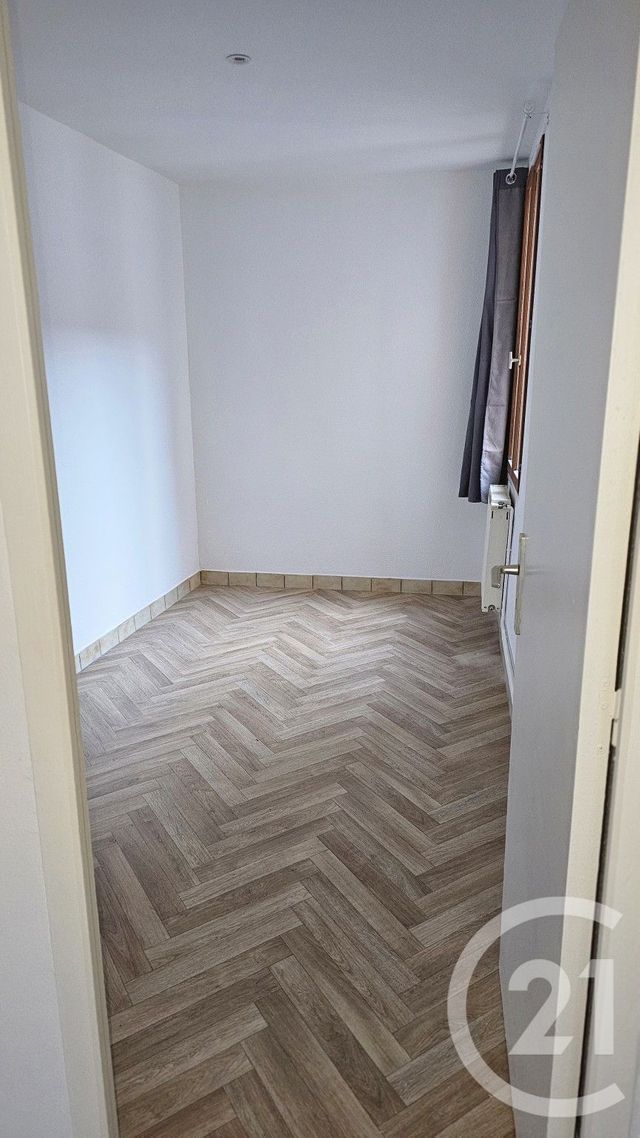 Appartement F2 &agrave; louer - 2 pi&egrave;ces - 40,30 m2 - Montlucon - 03 - AUVERGNE