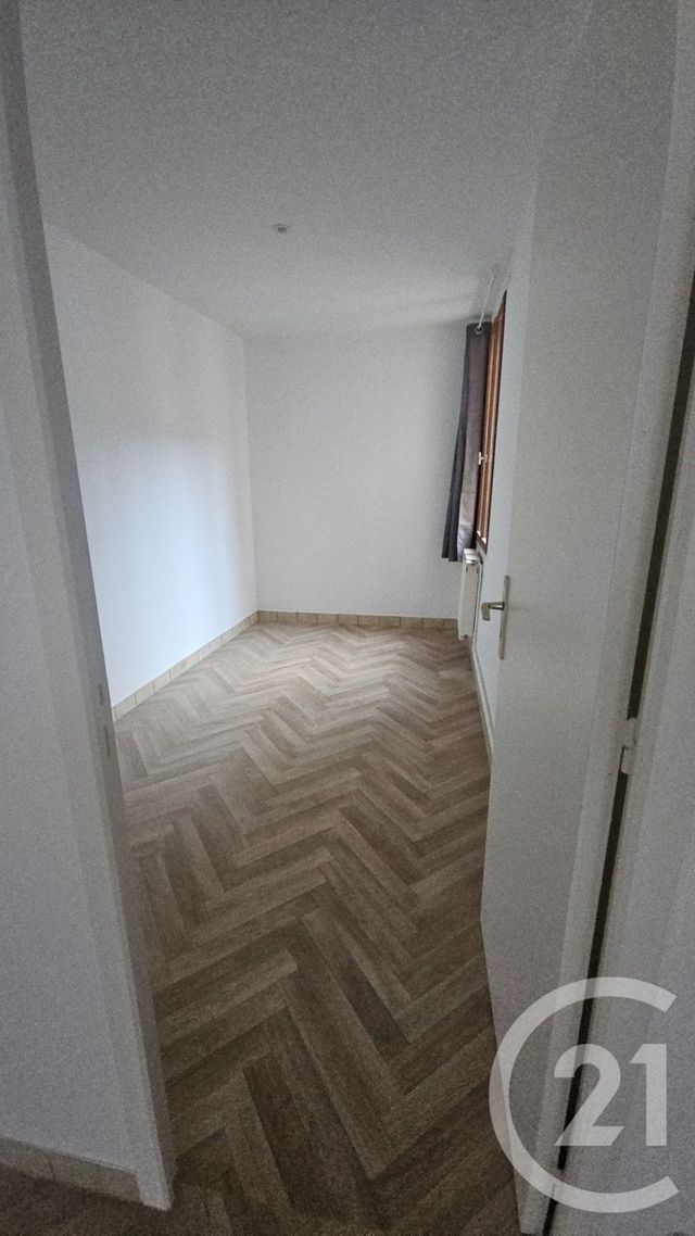 Appartement F2 &agrave; louer - 2 pi&egrave;ces - 40,30 m2 - Montlucon - 03 - AUVERGNE