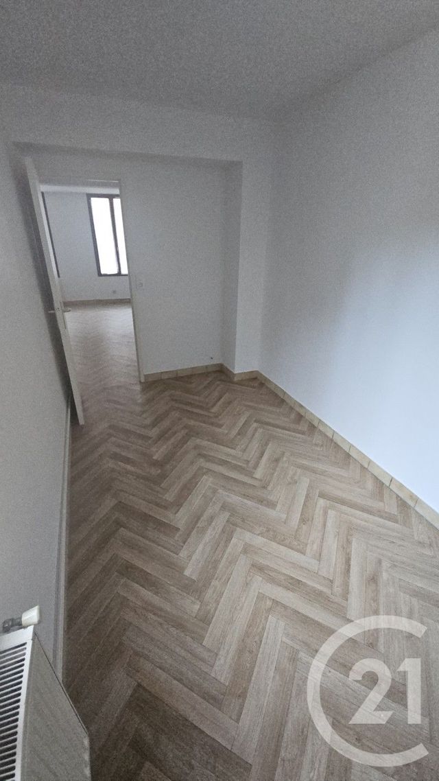 Appartement F2 &agrave; louer - 2 pi&egrave;ces - 40,30 m2 - Montlucon - 03 - AUVERGNE