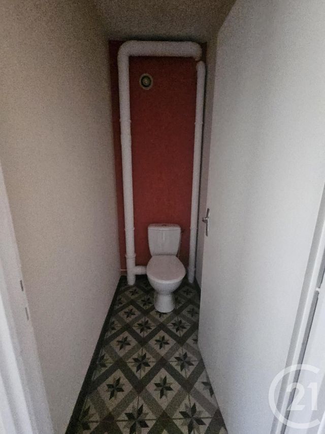 Appartement F2 &agrave; louer - 2 pi&egrave;ces - 50,75 m2 - Montlucon - 03 - AUVERGNE