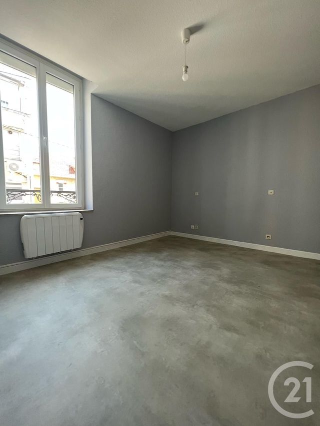 Appartement F1 &agrave; louer - 1 pi&egrave;ce - 24,34 m2 - Montlucon - 03 - AUVERGNE