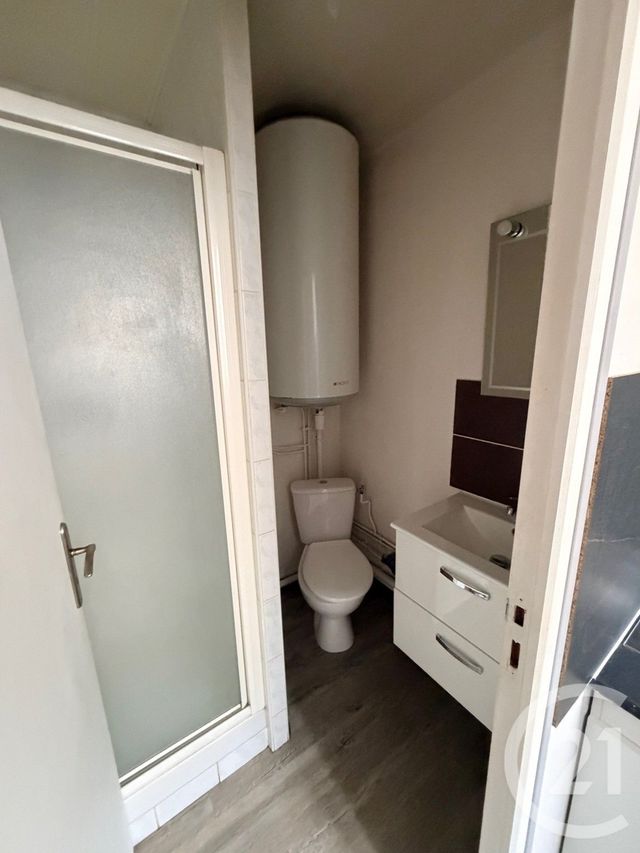 Appartement F1 &agrave; louer - 1 pi&egrave;ce - 32,60 m2 - Montlucon - 03 - AUVERGNE