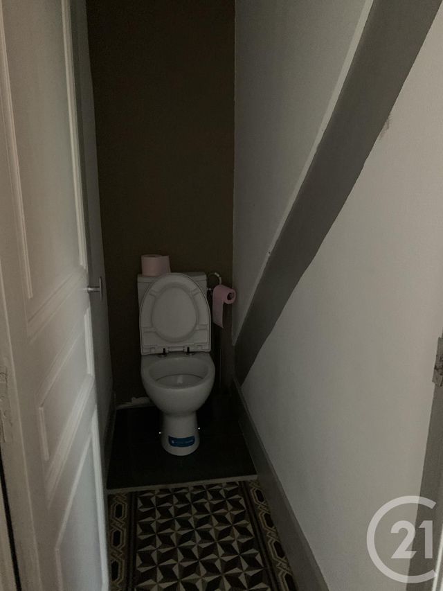 Maison &agrave; louer - 3 pi&egrave;ces - 67,51 m2 - Montlucon - 03 - AUVERGNE