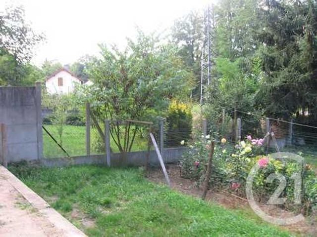 Appartement F3 &agrave; louer - 3 pi&egrave;ces - 56,80 m2 - Montlucon - 03 - AUVERGNE