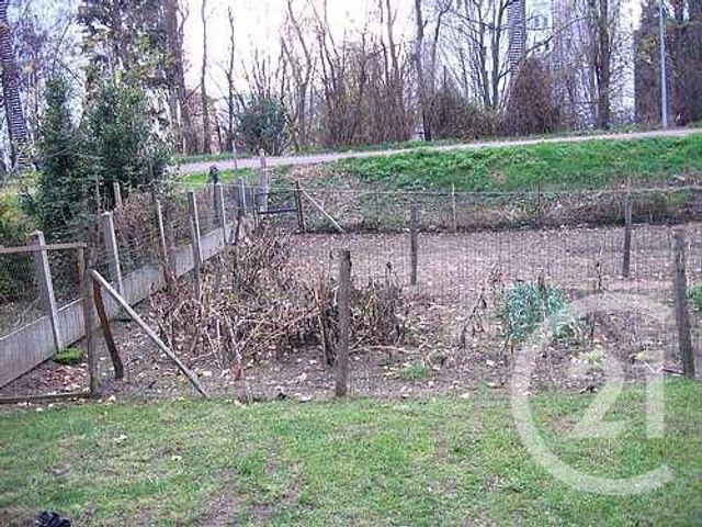 Appartement F3 &agrave; louer - 3 pi&egrave;ces - 56,80 m2 - Montlucon - 03 - AUVERGNE