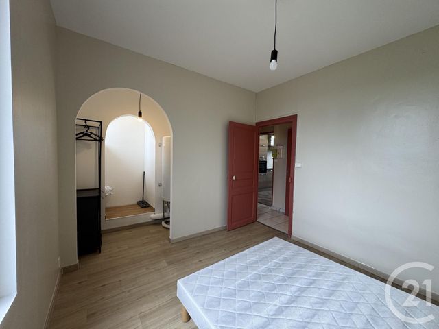 Appartement F2 &agrave; louer - 2 pi&egrave;ces - 38,84 m2 - Montlucon - 03 - AUVERGNE