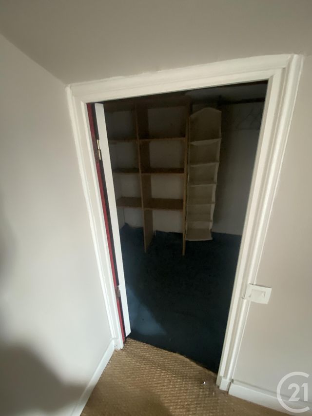 Appartement F3 &agrave; louer - 3 pi&egrave;ces - 63,02 m2 - Montlucon - 03 - AUVERGNE