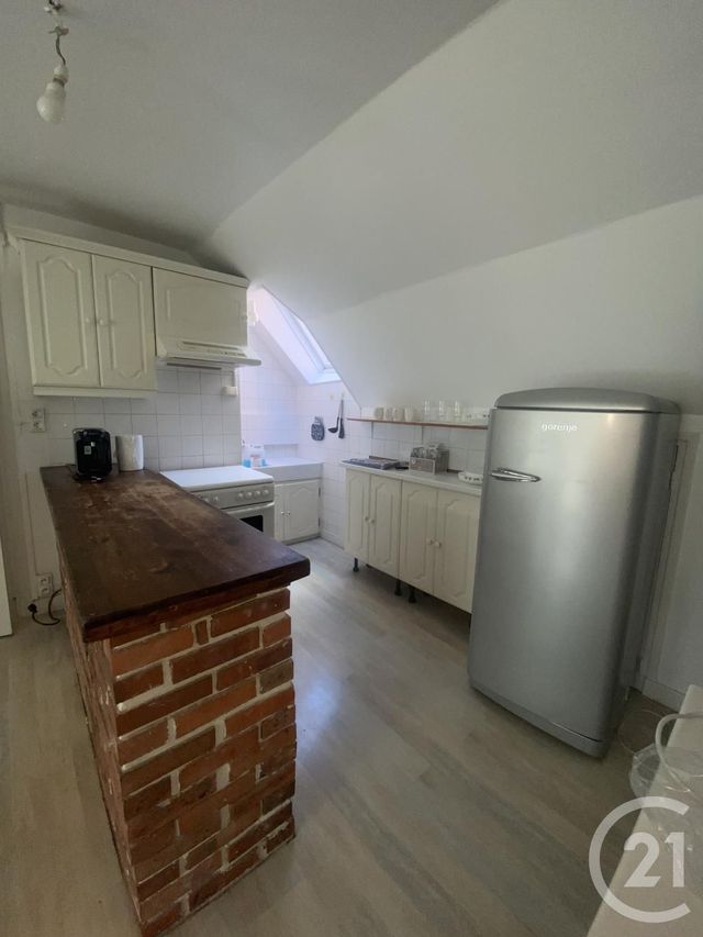 Appartement F3 &agrave; louer - 3 pi&egrave;ces - 63,02 m2 - Montlucon - 03 - AUVERGNE