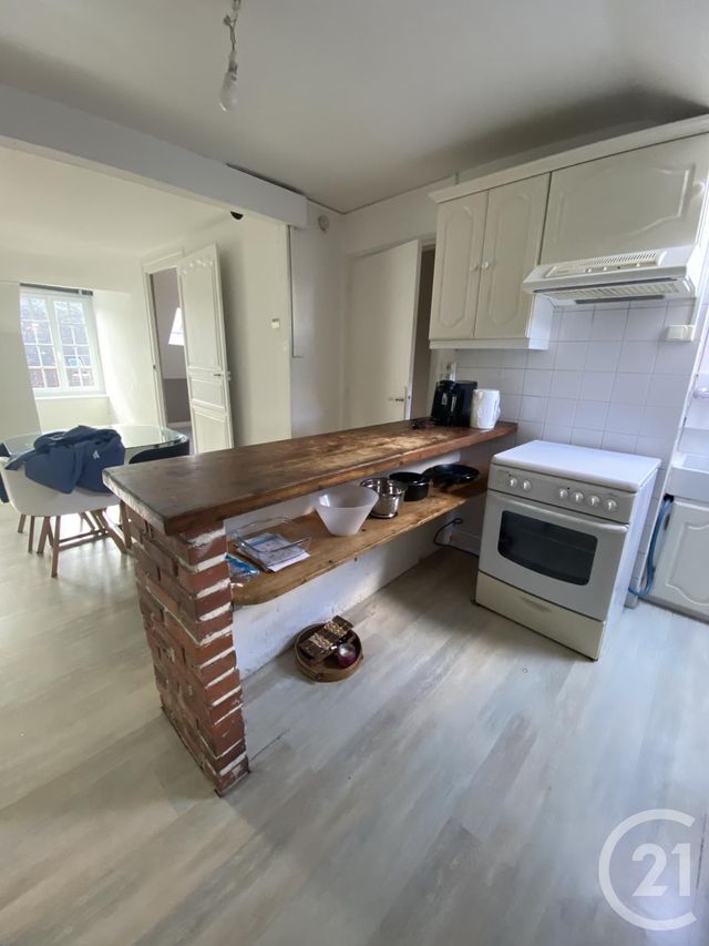 Appartement F3 &agrave; louer - 3 pi&egrave;ces - 63,02 m2 - Montlucon - 03 - AUVERGNE