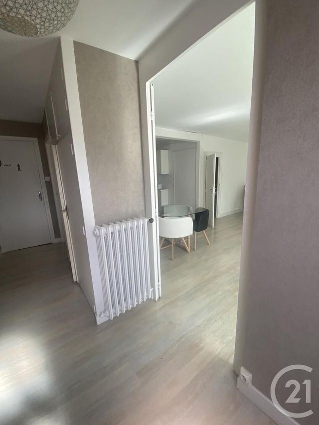 Appartement F3 &agrave; louer - 3 pi&egrave;ces - 63,02 m2 - Montlucon - 03 - AUVERGNE