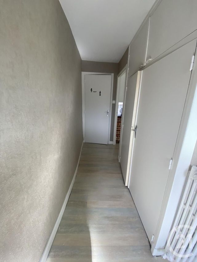 Appartement F3 &agrave; louer - 3 pi&egrave;ces - 63,02 m2 - Montlucon - 03 - AUVERGNE