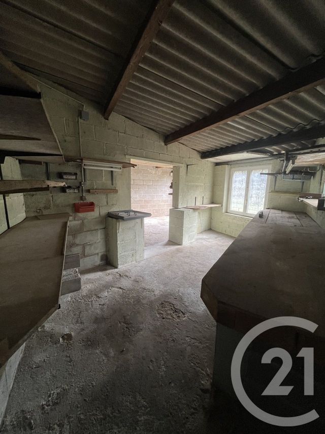 Parking &agrave; louer - 12 m2 - Montlucon - 03 - AUVERGNE