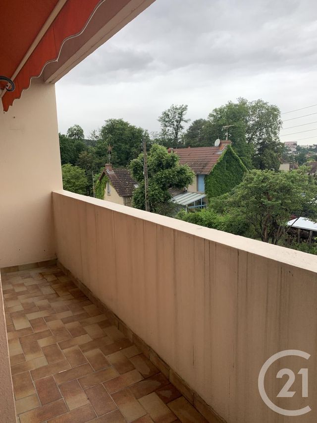Appartement F4 &agrave; louer - 5 pi&egrave;ces - 95,73 m2 - Montlucon - 03 - AUVERGNE