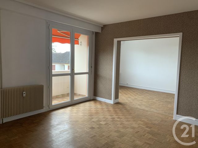 Appartement F4 &agrave; louer - 5 pi&egrave;ces - 95,73 m2 - Montlucon - 03 - AUVERGNE