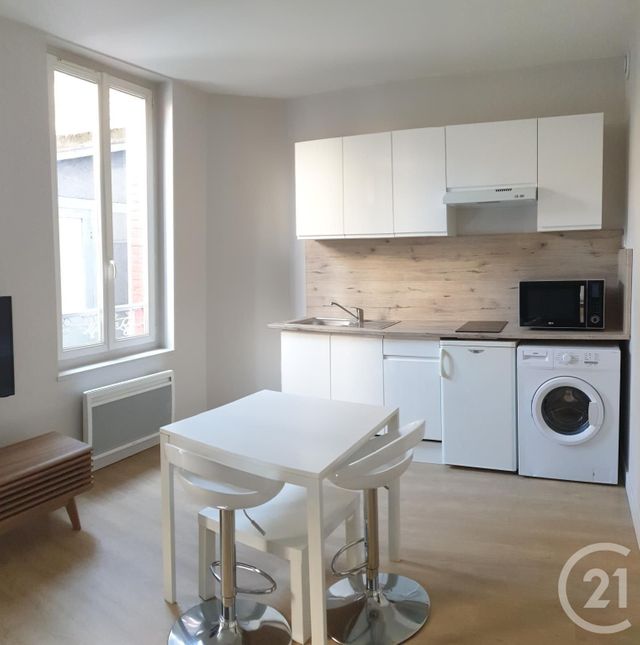 Appartement Studio &agrave; louer - 1 pi&egrave;ce - 24,15 m2 - Montlucon - 03 - AUVERGNE