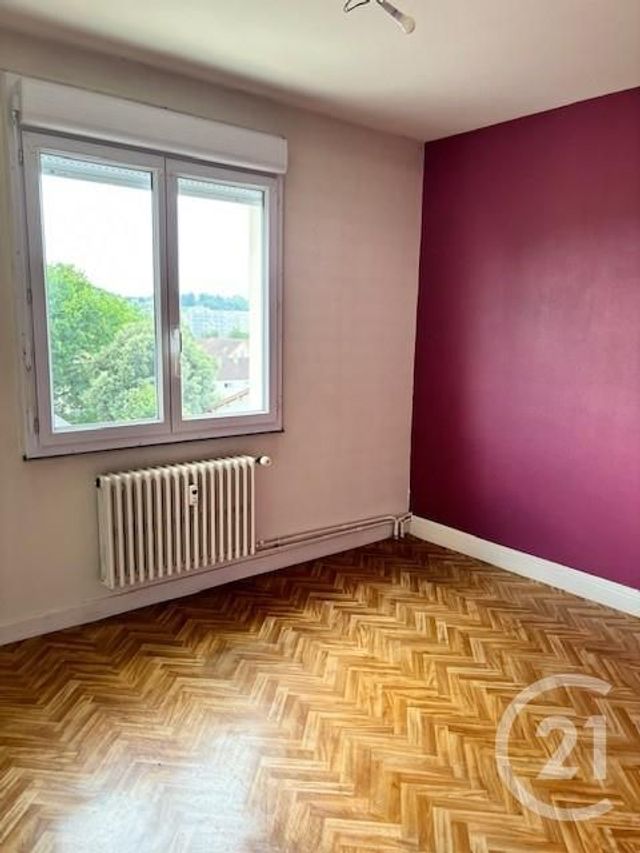 Appartement F4 &agrave; vendre - 4 pi&egrave;ces - 80 m2 - Montlucon - 03 - AUVERGNE