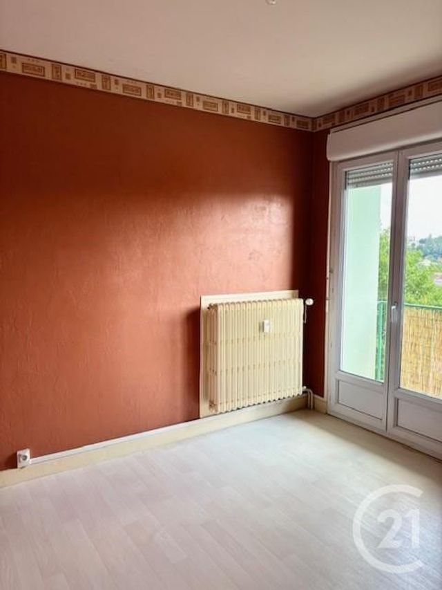 Appartement F4 &agrave; vendre - 4 pi&egrave;ces - 80 m2 - Montlucon - 03 - AUVERGNE