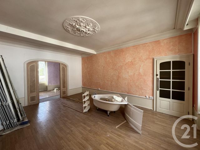 Appartement F3 bis &agrave; vendre - 3 pi&egrave;ces - 81 m2 - Montlucon - 03 - AUVERGNE