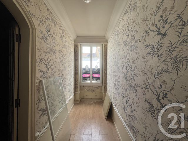 Appartement F3 bis &agrave; vendre - 3 pi&egrave;ces - 81 m2 - Montlucon - 03 - AUVERGNE