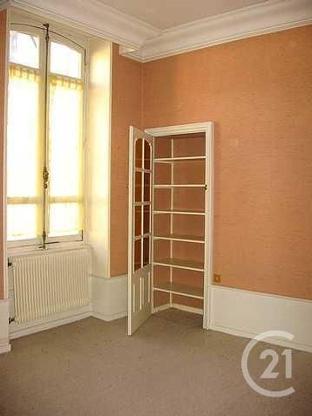 Appartement F3 bis &agrave; vendre - 3 pi&egrave;ces - 81 m2 - Montlucon - 03 - AUVERGNE