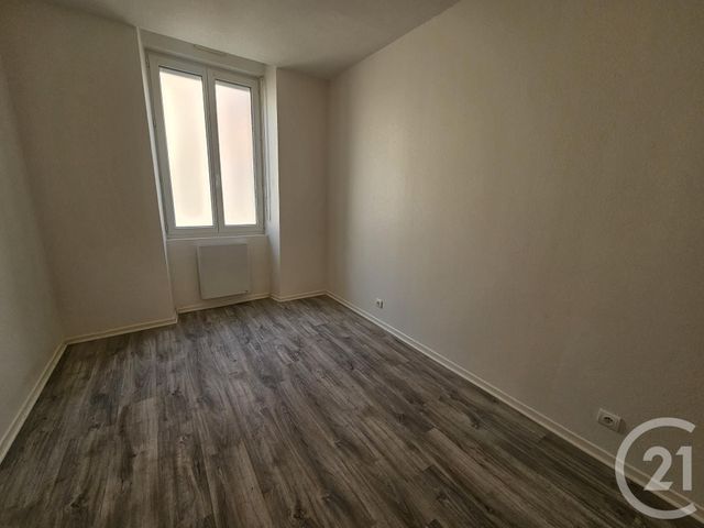 Appartement F2 &agrave; louer - 2 pi&egrave;ces - 32,98 m2 - Evaux Les Bains - 23 - LIMOUSIN