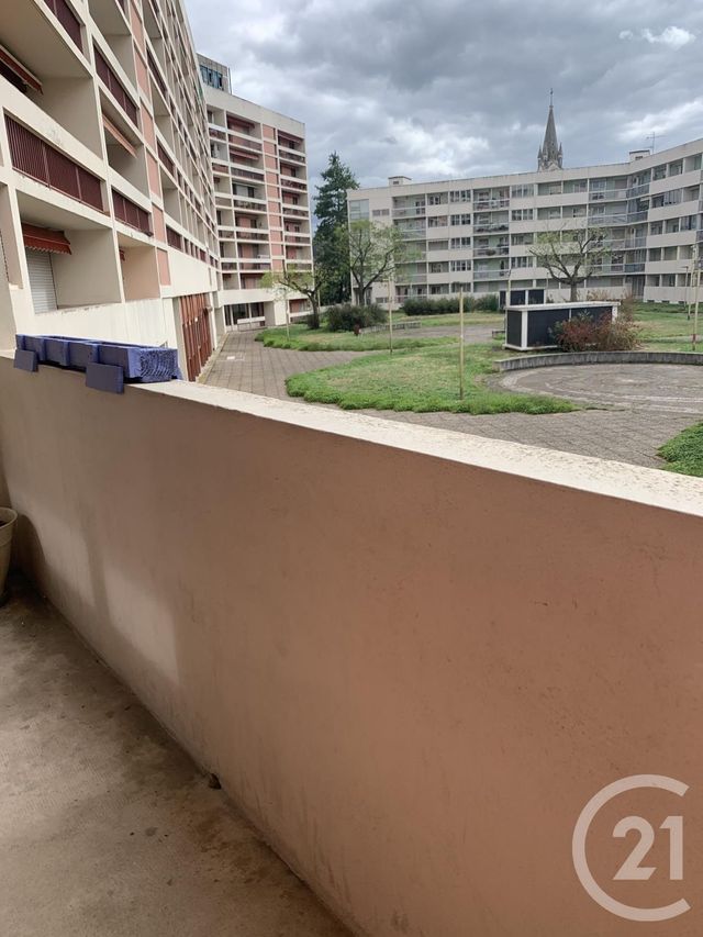 Appartement F3 &agrave; louer - 3 pi&egrave;ces - 58 m2 - Montlucon - 03 - AUVERGNE