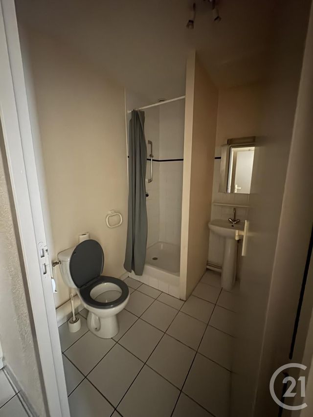 Appartement F1 &agrave; louer - 2 pi&egrave;ces - 32,48 m2 - Montlucon - 03 - AUVERGNE
