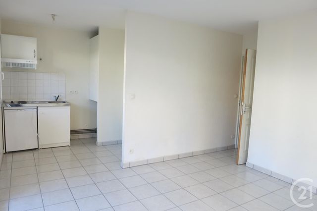 Appartement F2 &agrave; vendre - 2 pi&egrave;ces - 38 m2 - Montlucon - 03 - AUVERGNE