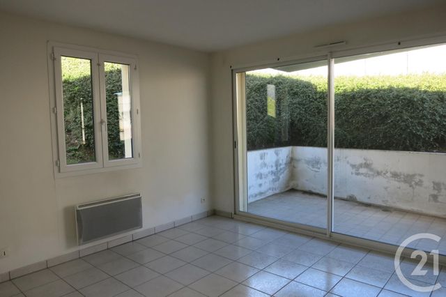 Appartement F2 &agrave; vendre - 2 pi&egrave;ces - 38 m2 - Montlucon - 03 - AUVERGNE