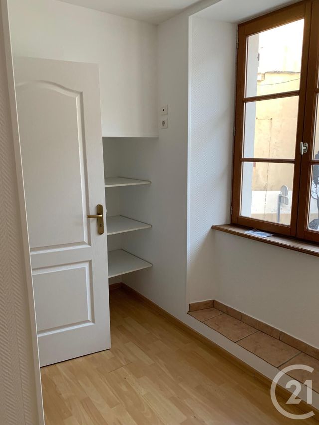 Appartement F2 bis &agrave; louer - 3 pi&egrave;ces - 71,38 m2 - Montlucon - 03 - AUVERGNE