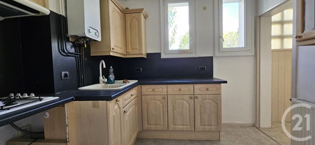 Appartement F4 &agrave; vendre - 4 pi&egrave;ces - 65,94 m2 - Montlucon - 03 - AUVERGNE