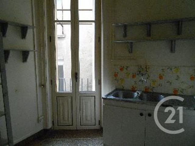 Appartement F3 &agrave; louer - 4 pi&egrave;ces - 75 m2 - Montlucon - 03 - AUVERGNE