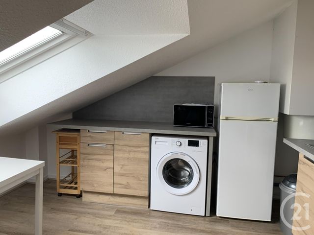 Appartement F3 &agrave; louer - 3 pi&egrave;ces - 44,63 m2 - Montlucon - 03 - AUVERGNE