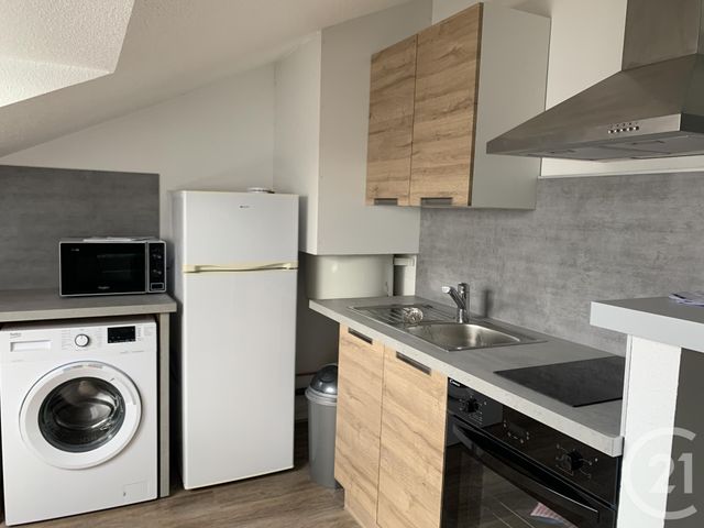 Appartement F3 &agrave; louer - 3 pi&egrave;ces - 44,63 m2 - Montlucon - 03 - AUVERGNE