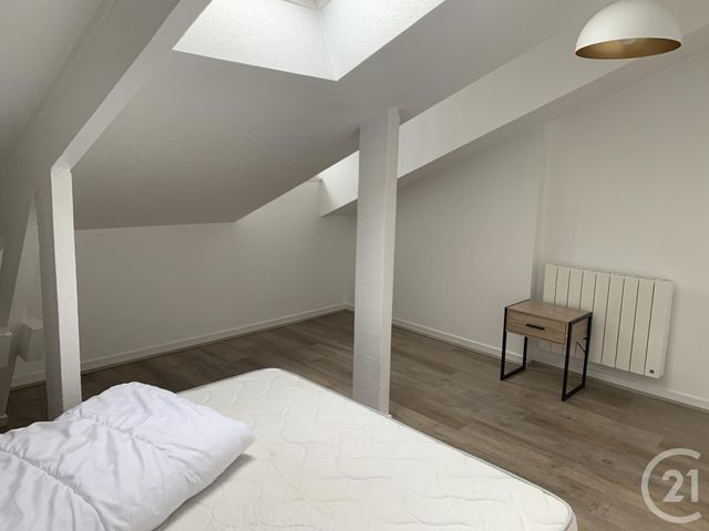 Appartement F3 &agrave; louer - 3 pi&egrave;ces - 44,63 m2 - Montlucon - 03 - AUVERGNE