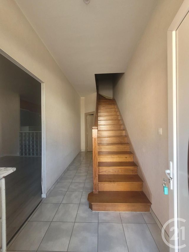 Maison &agrave; louer - 4 pi&egrave;ces - 88 m2 - Montlucon - 03 - AUVERGNE