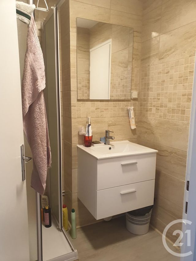 Appartement F1 &agrave; louer - 1 pi&egrave;ce - 23 m2 - Montlucon - 03 - AUVERGNE