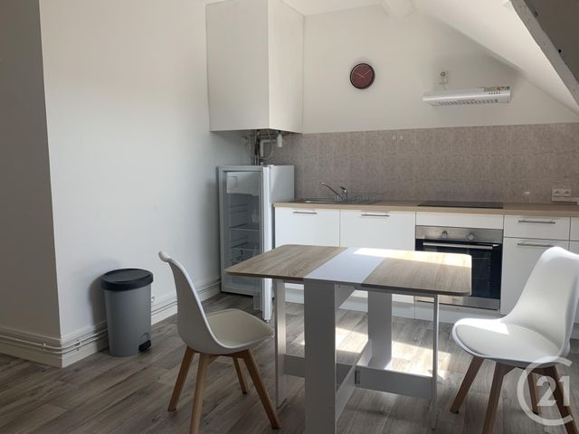 Appartement F1 &agrave; louer - 1 pi&egrave;ce - 22 m2 - Montlucon - 03 - AUVERGNE