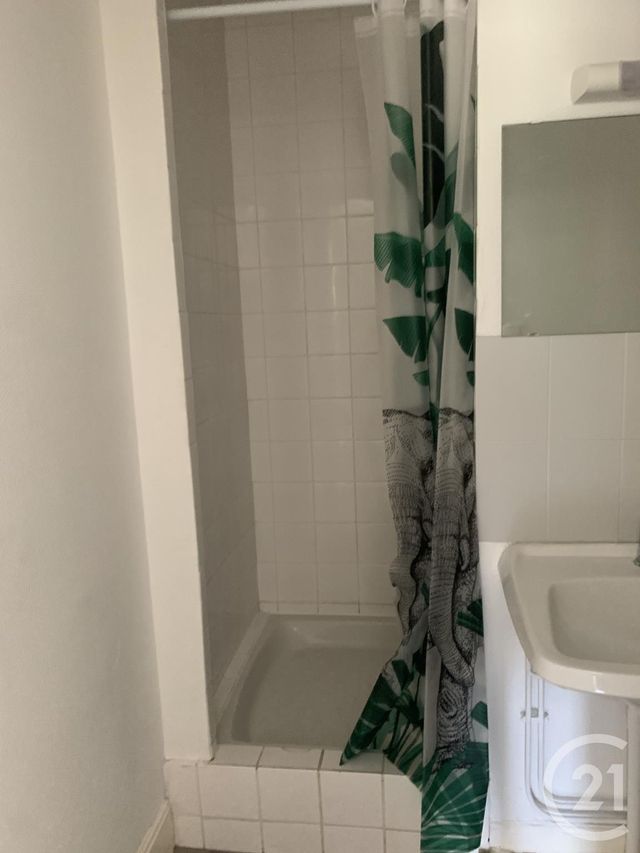 Appartement F1 &agrave; louer - 1 pi&egrave;ce - 22 m2 - Montlucon - 03 - AUVERGNE