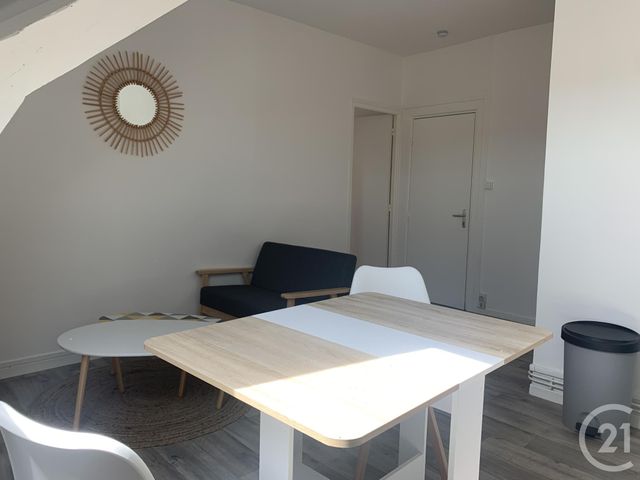 Appartement F1 &agrave; louer - 1 pi&egrave;ce - 22 m2 - Montlucon - 03 - AUVERGNE