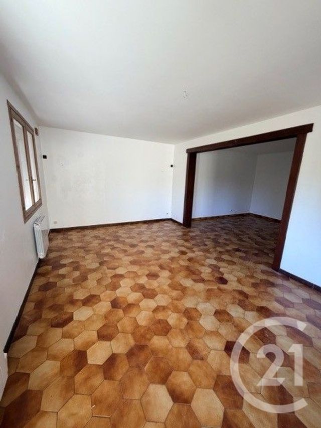 Maison &agrave; louer - 5 pi&egrave;ces - 128 m2 - Montlucon - 03 - AUVERGNE