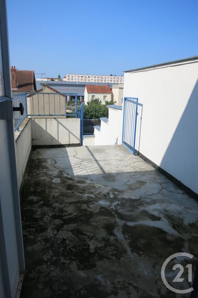 Appartement F3 &agrave; louer - 3 pi&egrave;ces - 80 m2 - Montlucon - 03 - AUVERGNE