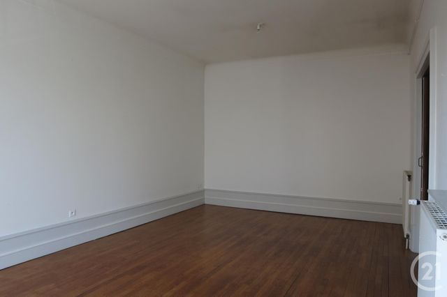 Appartement F3 &agrave; louer - 3 pi&egrave;ces - 80 m2 - Montlucon - 03 - AUVERGNE
