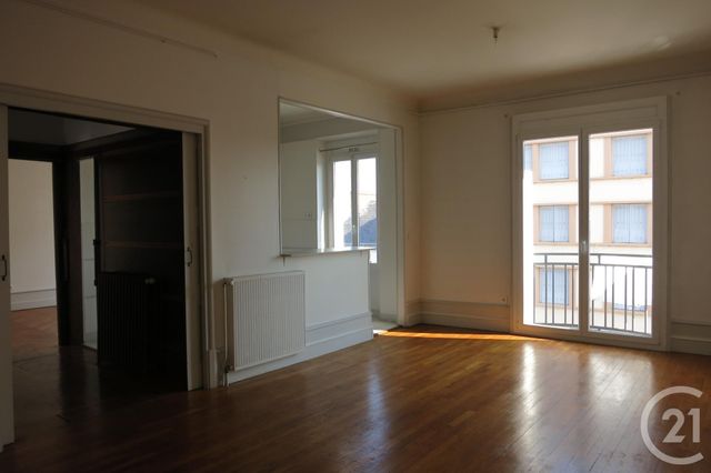 Appartement F3 &agrave; louer - 3 pi&egrave;ces - 80 m2 - Montlucon - 03 - AUVERGNE