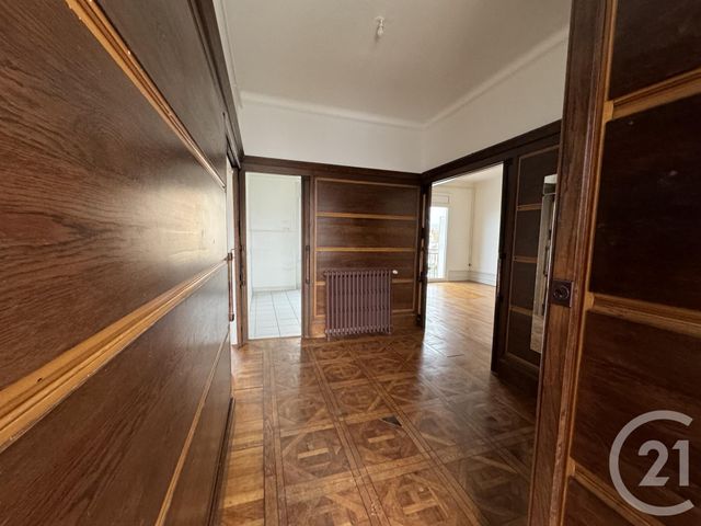 Appartement F3 &agrave; louer - 3 pi&egrave;ces - 80 m2 - Montlucon - 03 - AUVERGNE