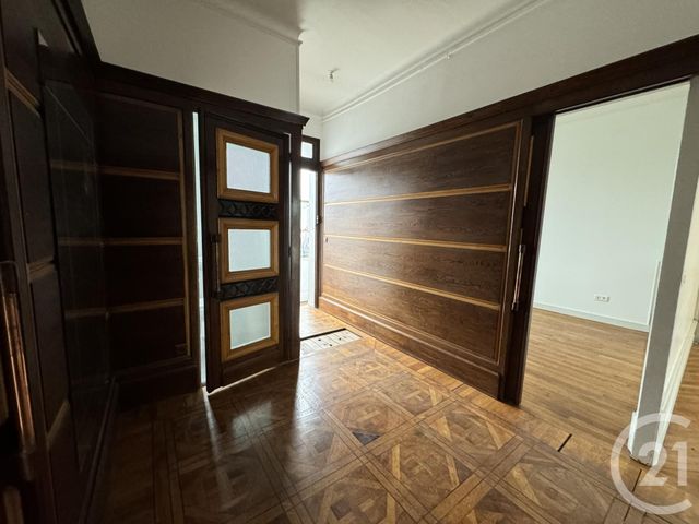 Appartement F3 &agrave; louer - 3 pi&egrave;ces - 80 m2 - Montlucon - 03 - AUVERGNE