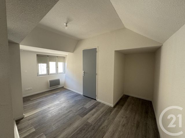 Appartement F1 &agrave; louer - 1 pi&egrave;ce - 29,67 m2 - Montlucon - 03 - AUVERGNE